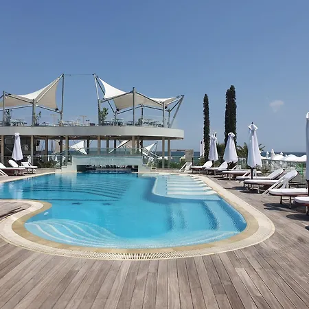 Lotus Nr 9 Sea View *